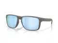 Oakley Holbrook Xxl OO 9487 04 61 Men, Women sunglasses