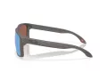 Oakley Holbrook Xxl OO 9487 04 61 Men, Women sunglasses